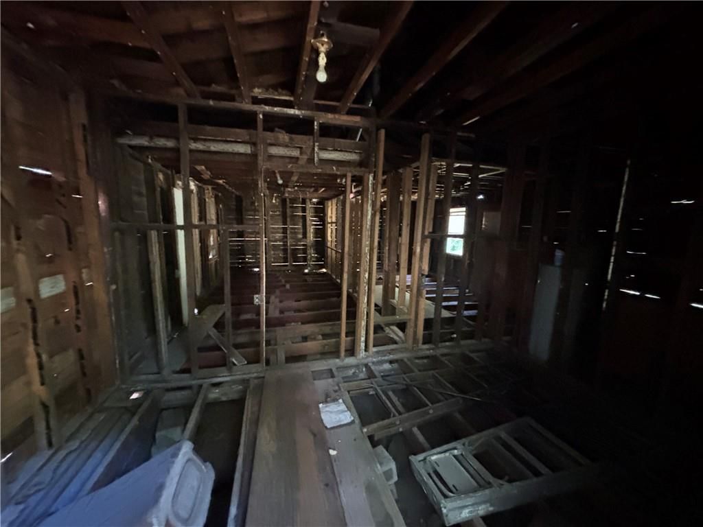 7035 Holliday Drive — photo 12