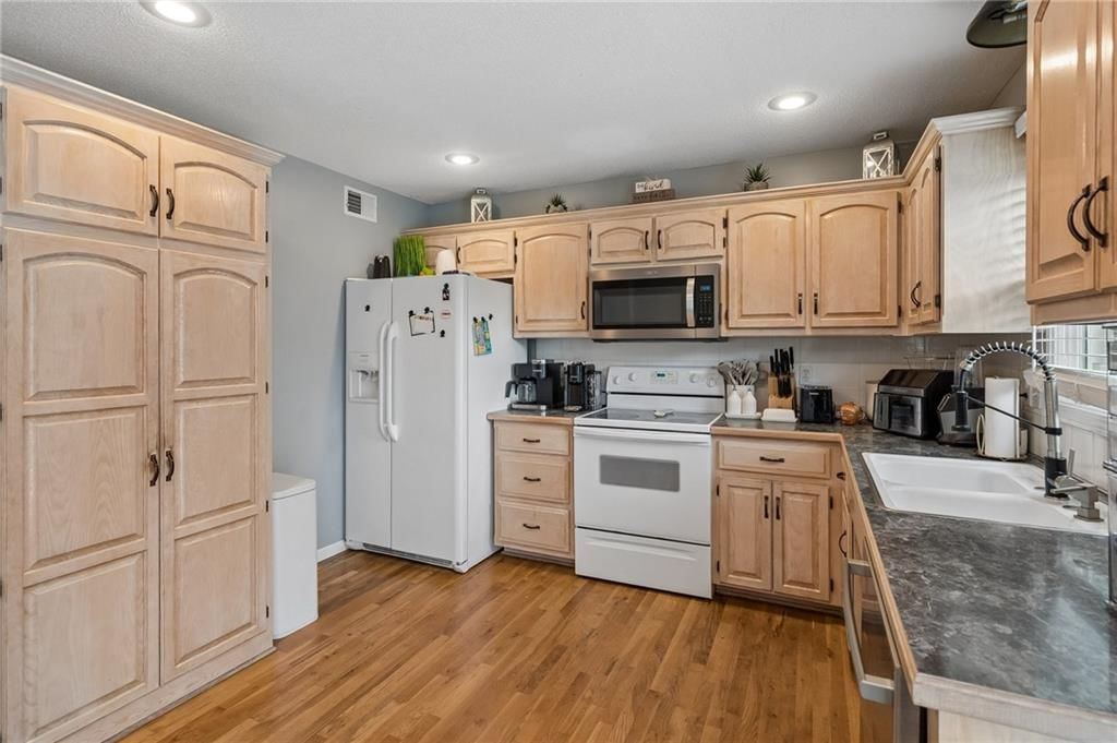 1011 NW 71st Court — photo 7