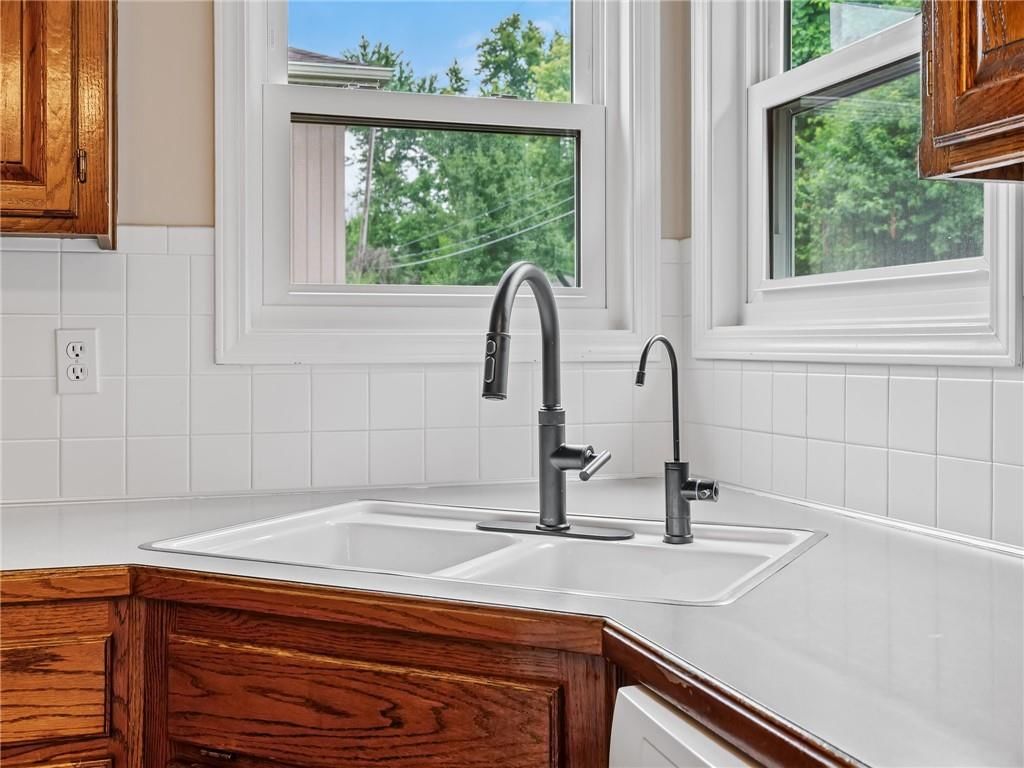 5112 NE 55TH Terrace — photo 8