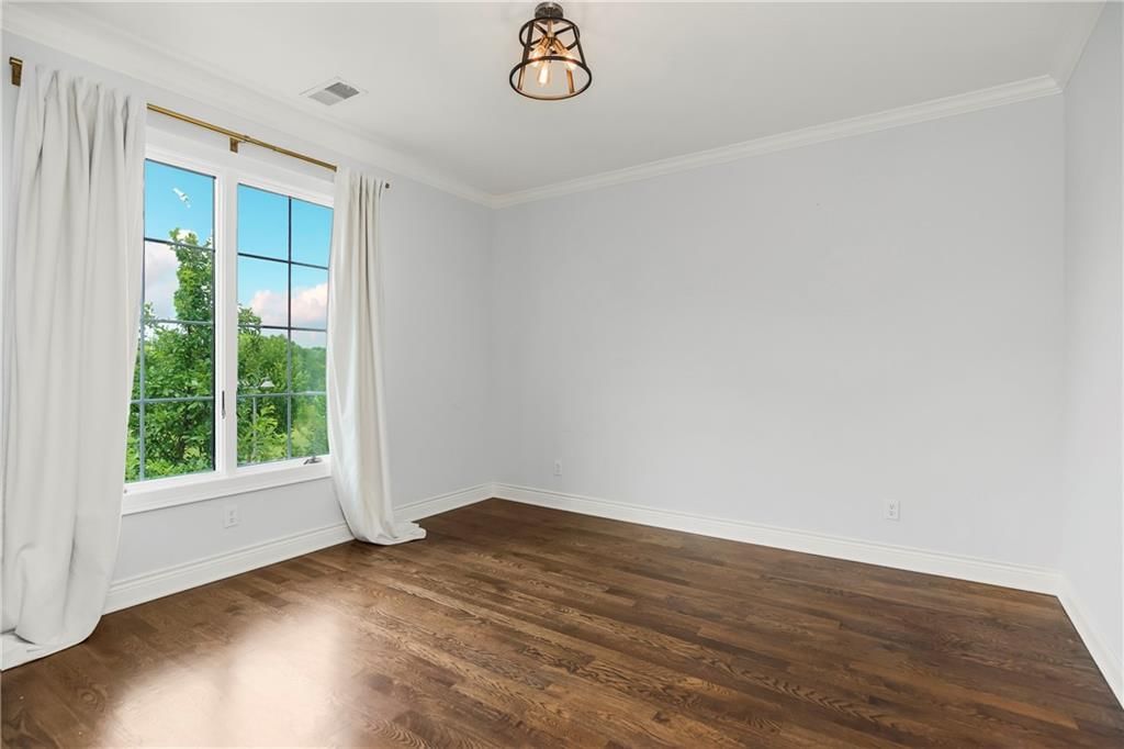 5207 Meadowbrook Parkway — photo 22