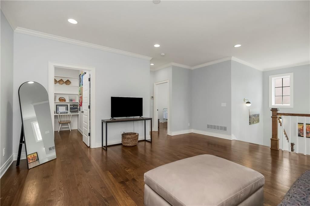 5207 Meadowbrook Parkway — photo 25