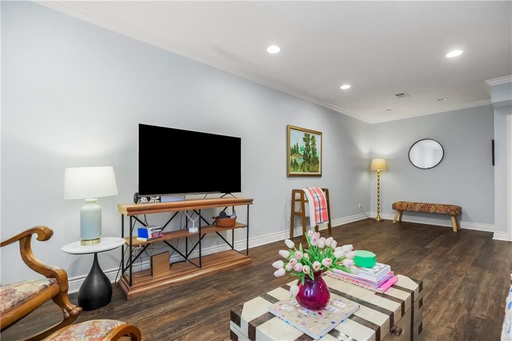 5207 Meadowbrook Parkway — photo 32