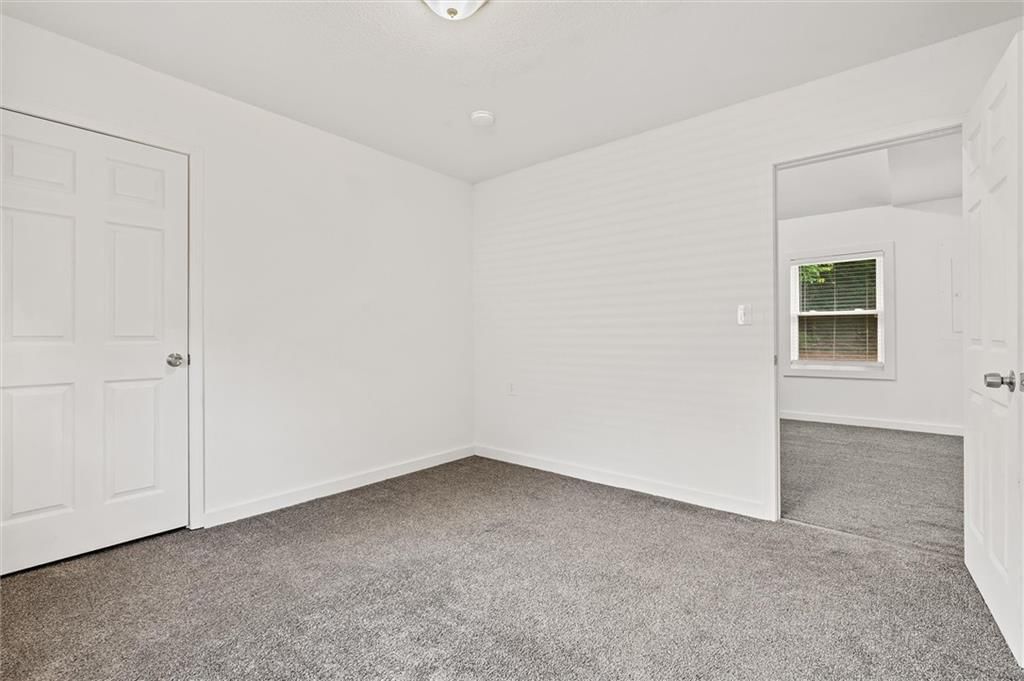 1318 Clinton Street — photo 14