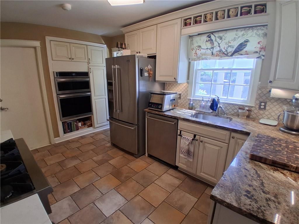 6827 El Monte Street — photo 6