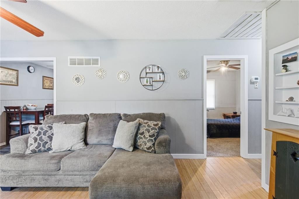 11806 E 58th Street — photo 11
