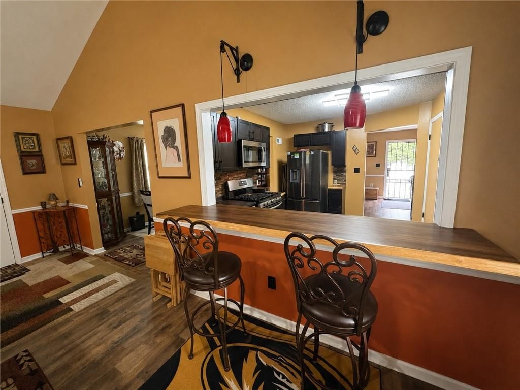 7918 Evanston Avenue — photo 10