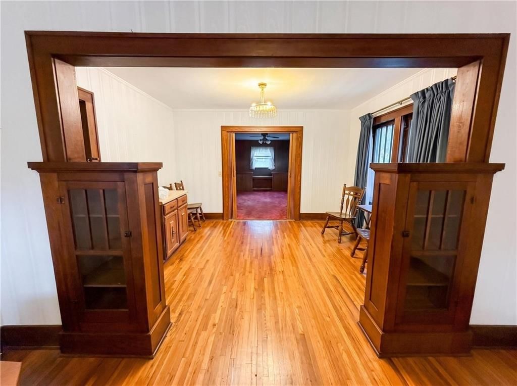 417 S Walnut Street — photo 9