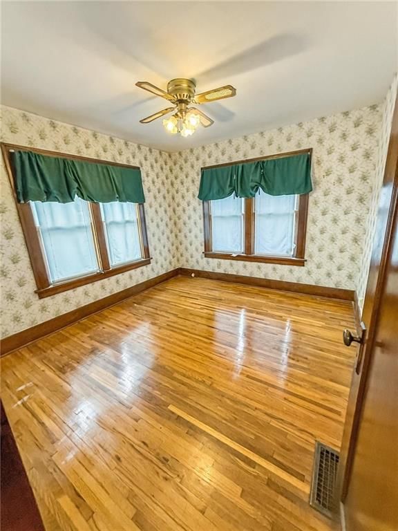 417 S Walnut Street — photo 10
