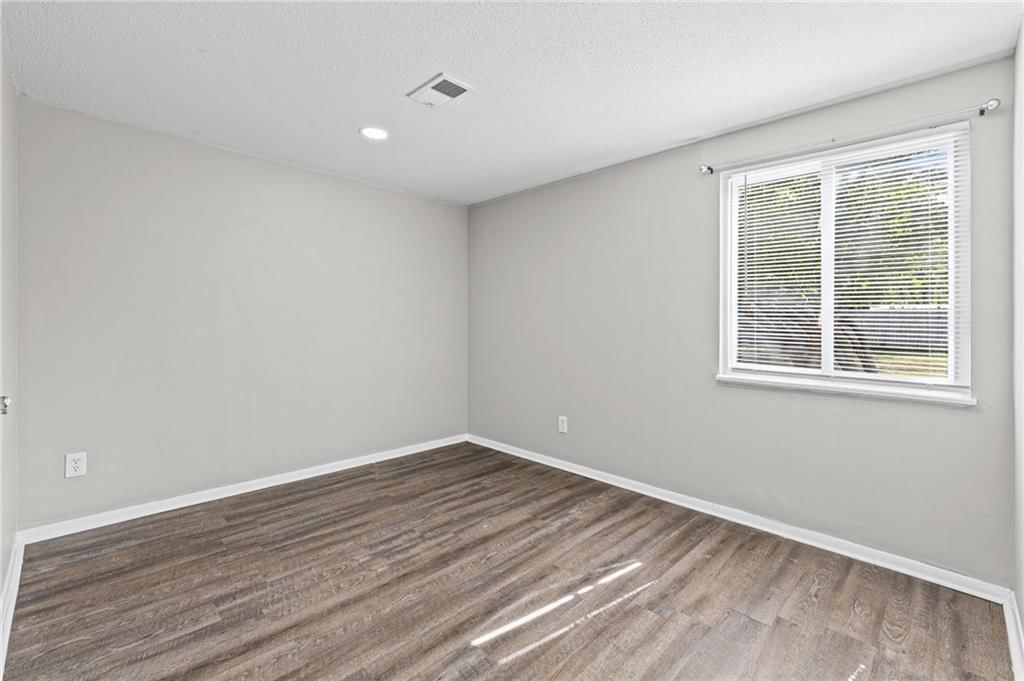 1713 N Whitney Road — photo 16