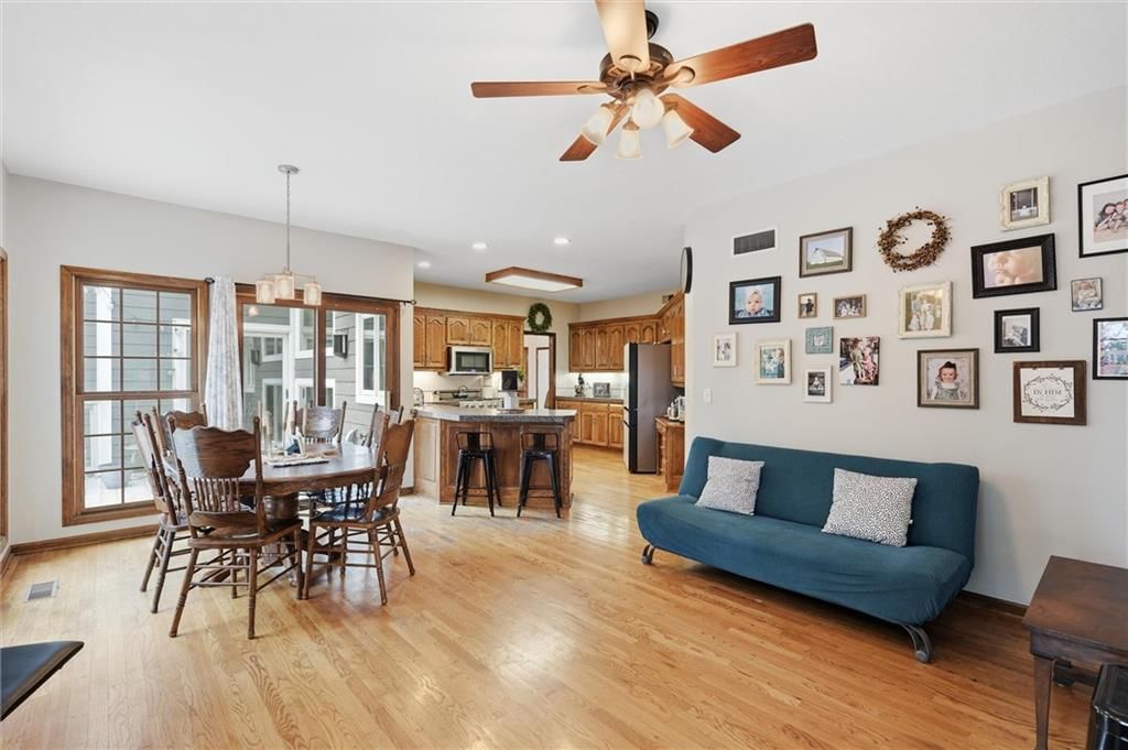 809 Cottonwood Place — photo 10