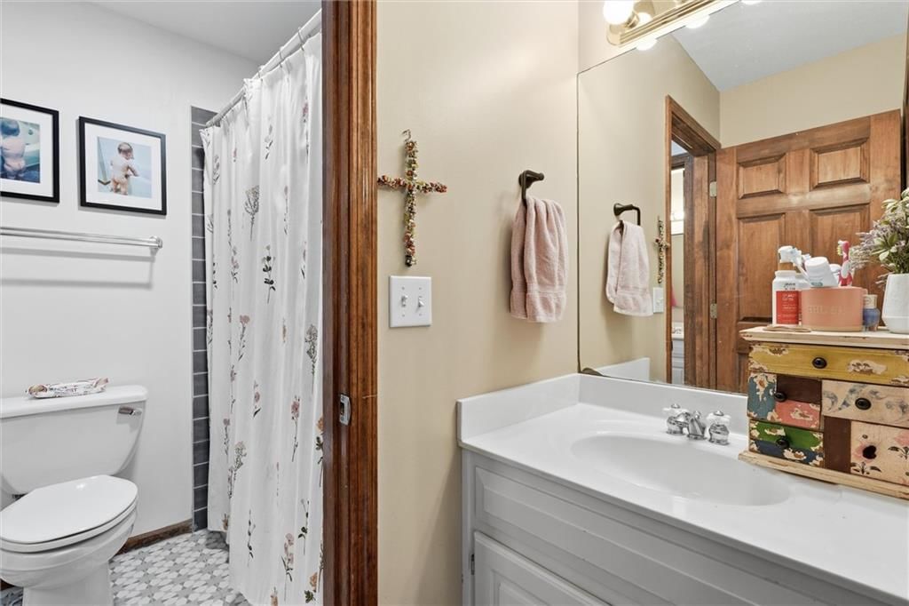 809 Cottonwood Place — photo 34