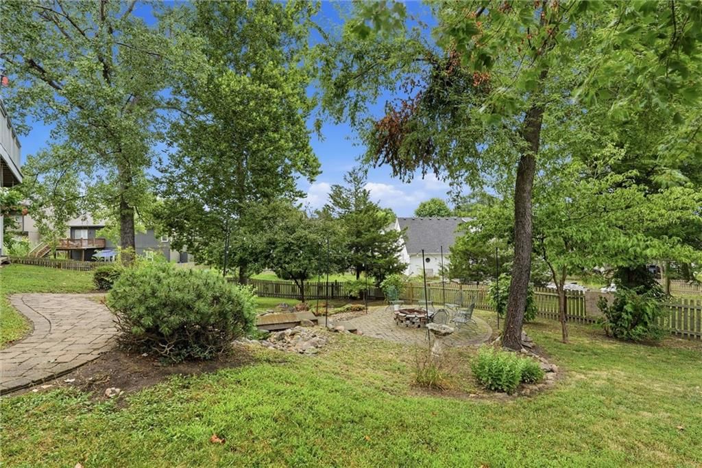 809 Cottonwood Place — photo 53