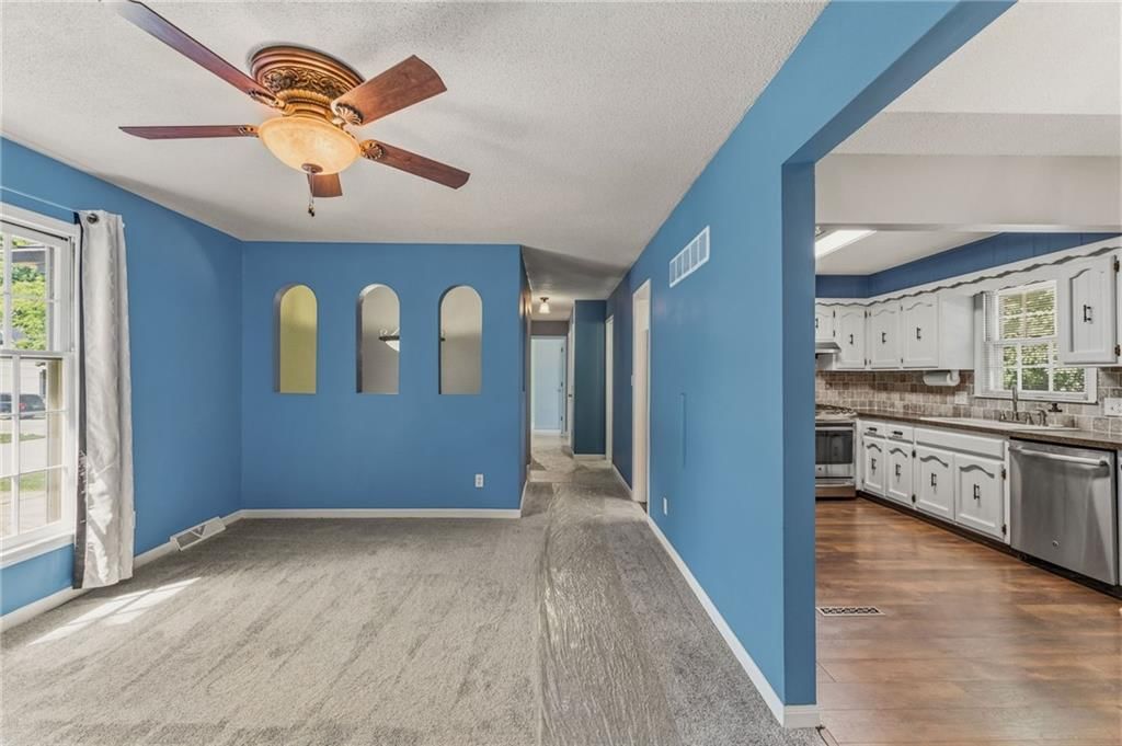7617 N Stoddard Avenue — photo 6