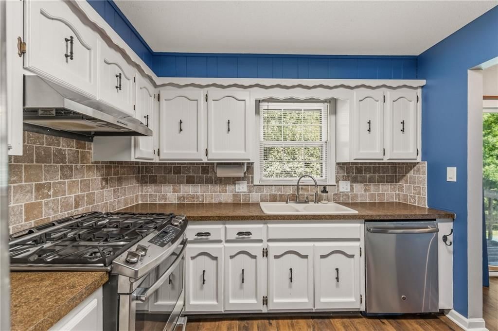 7617 N Stoddard Avenue — photo 10