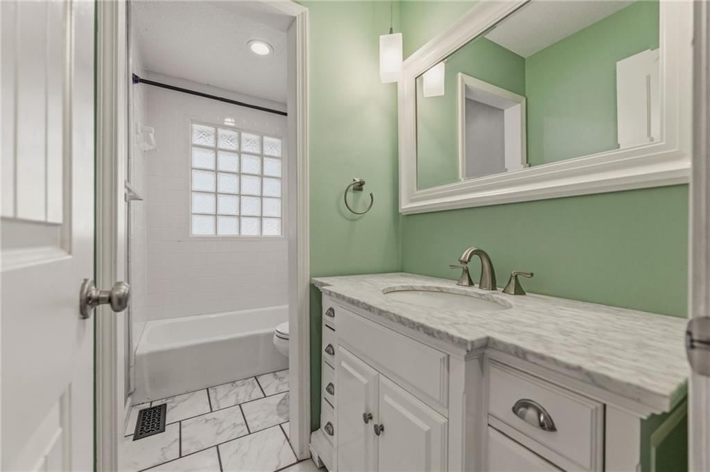 7617 N Stoddard Avenue — photo 28