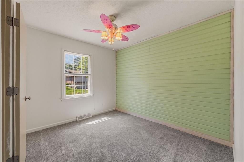 7617 N Stoddard Avenue — photo 32