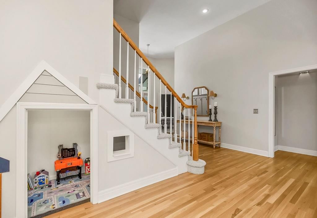 510 E 122nd Street — photo 4