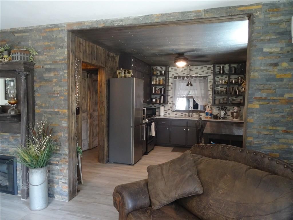 118 W Walnut Street — photo 12