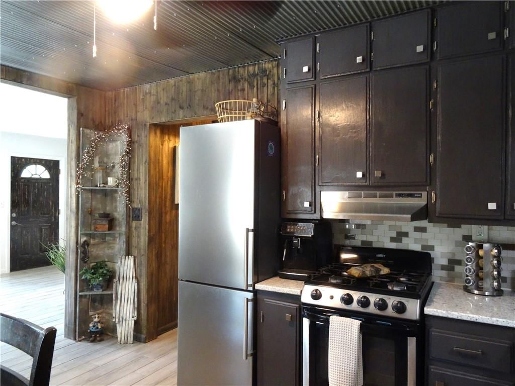 118 W Walnut Street — photo 15