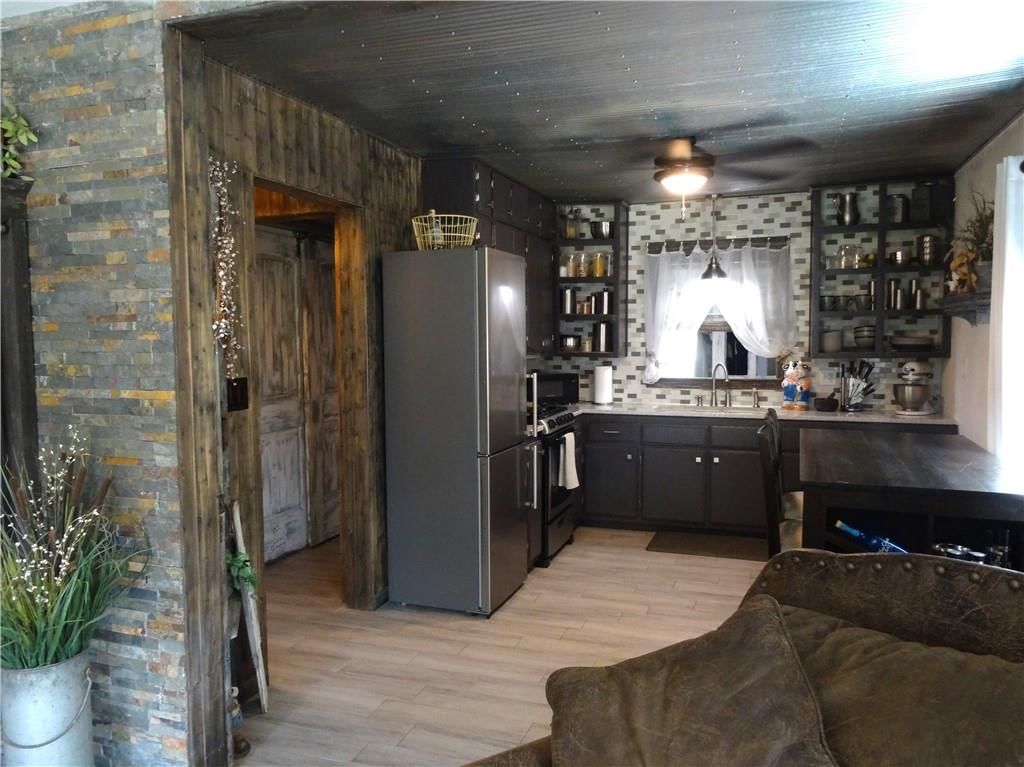 118 W Walnut Street — photo 20