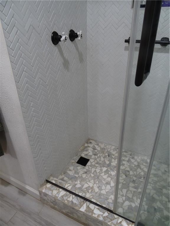 118 W Walnut Street — photo 27