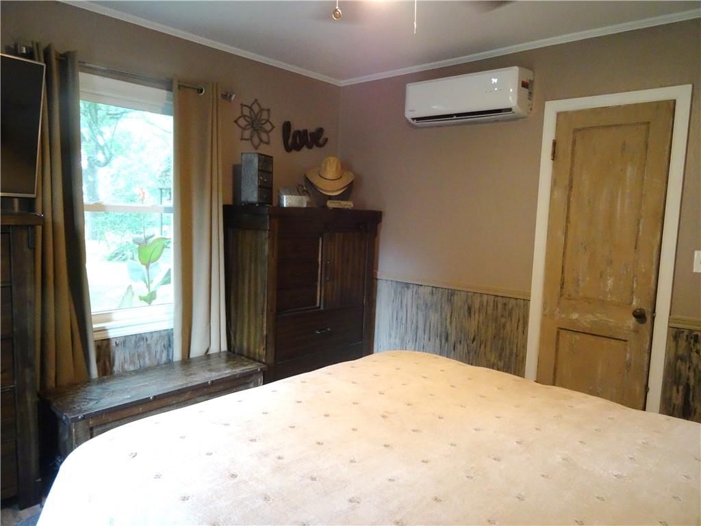 118 W Walnut Street — photo 33