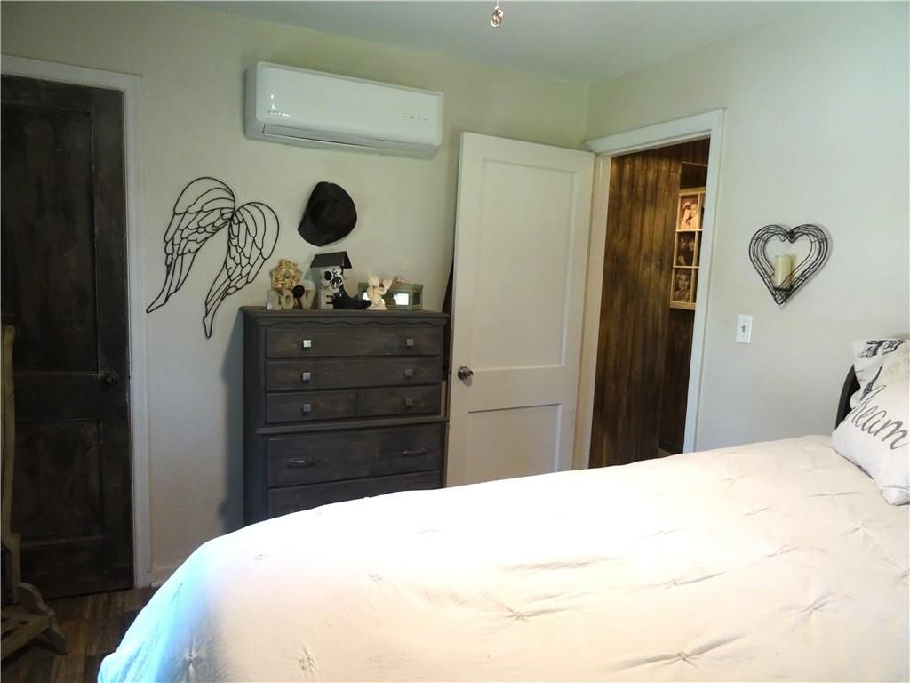 118 W Walnut Street — photo 40