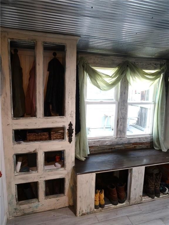 118 W Walnut Street — photo 45