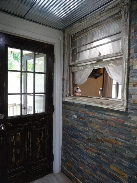 118 W Walnut Street — photo 48