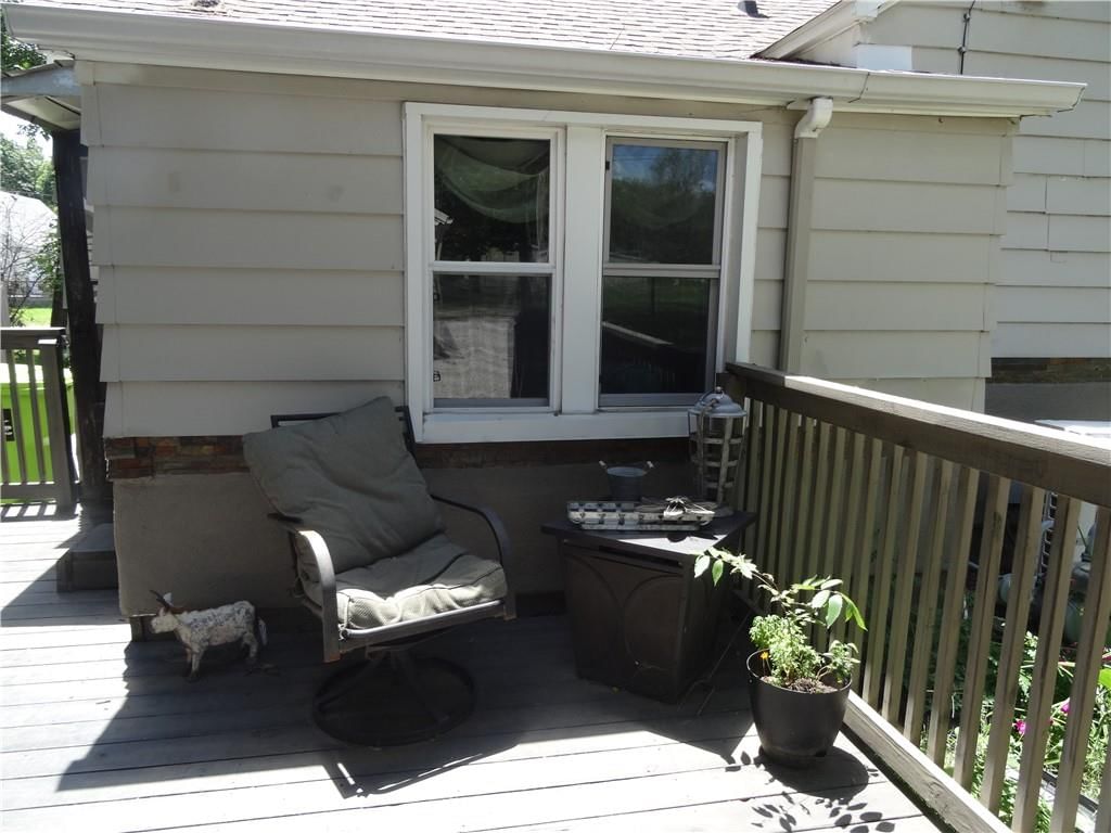 118 W Walnut Street — photo 52