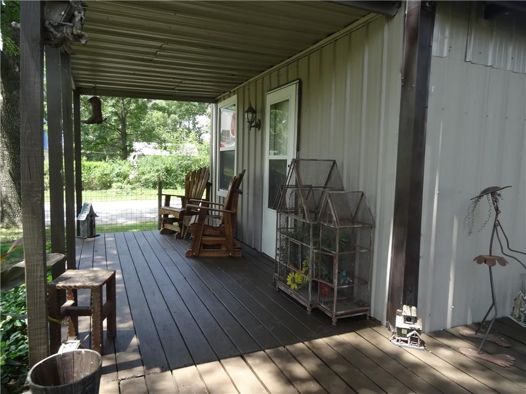 118 W Walnut Street — photo 70