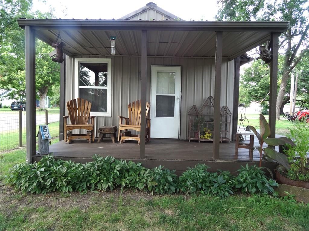 118 W Walnut Street — photo 72