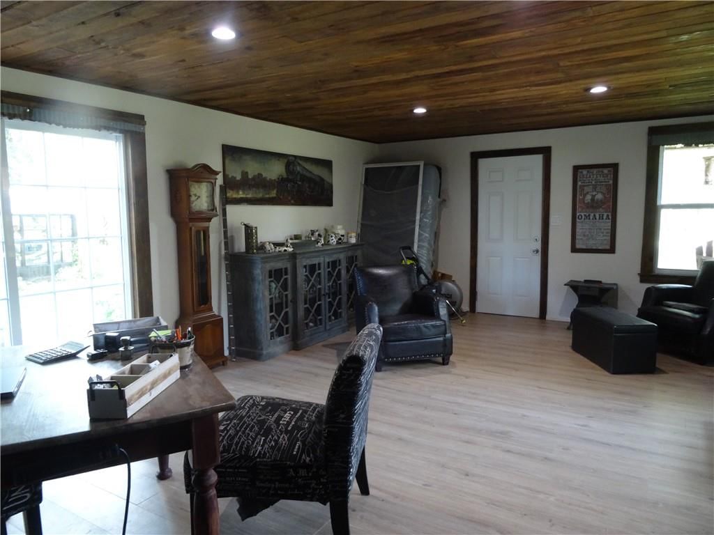 118 W Walnut Street — photo 74