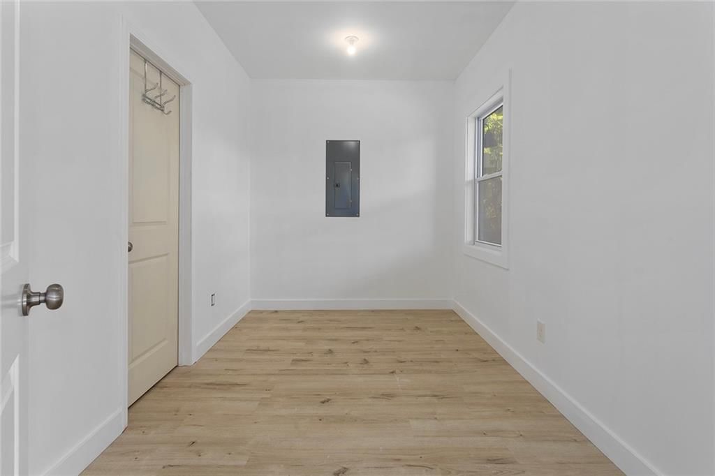 8492 Valley Spring Drive — photo 37