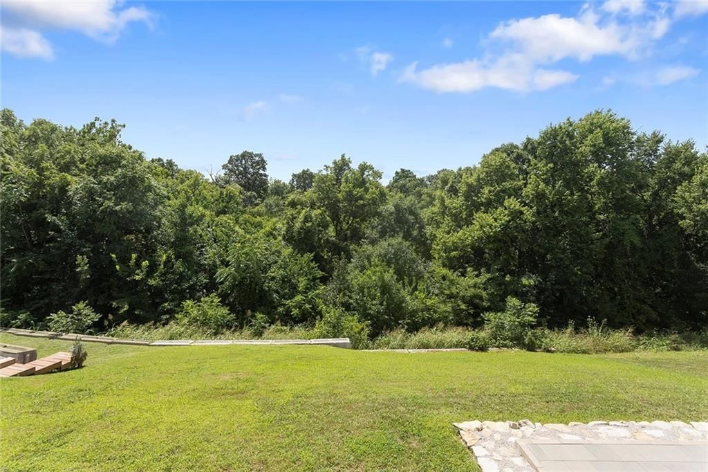 8492 Valley Spring Drive — photo 44
