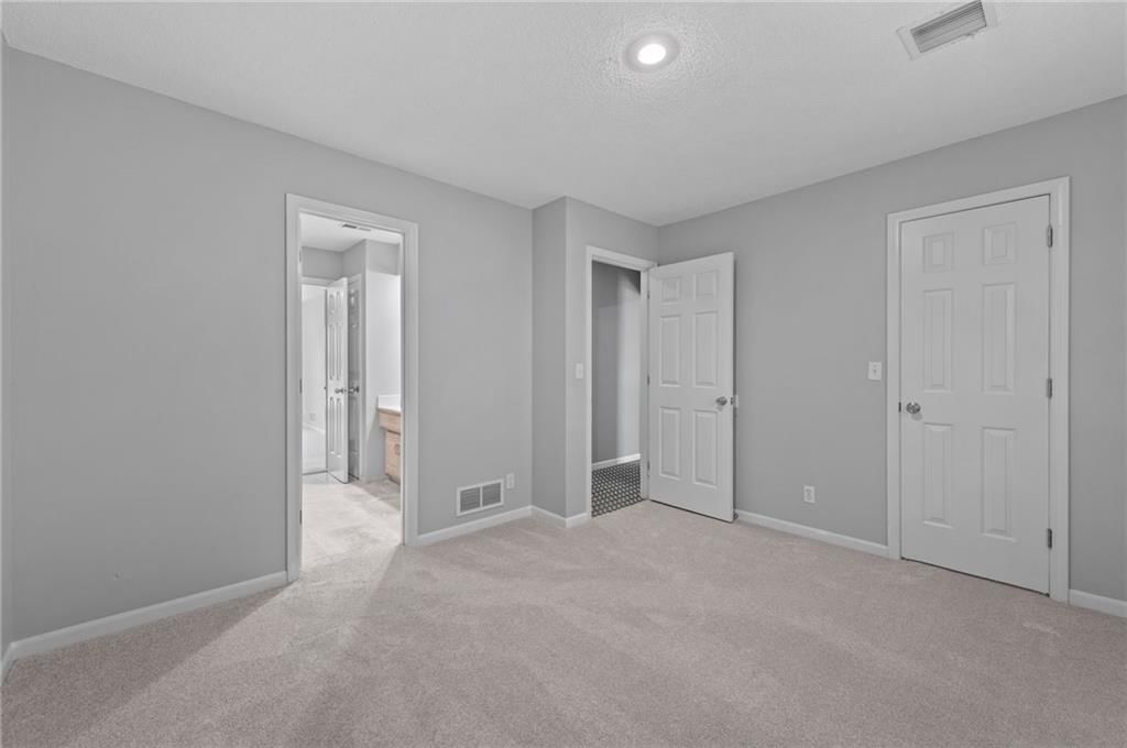 5404 Meadow Lake — photo 52