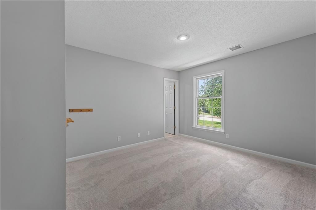 5404 Meadow Lake — photo 56