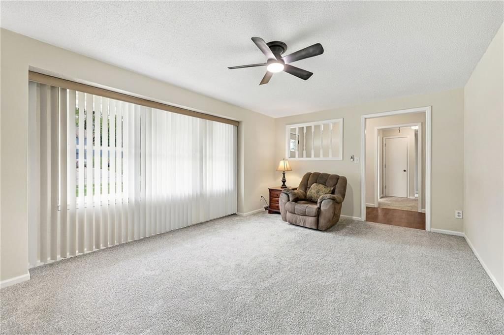 6728 Manchester Avenue — photo 6