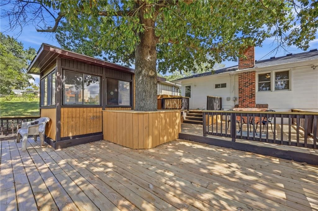 6728 Manchester Avenue — photo 22