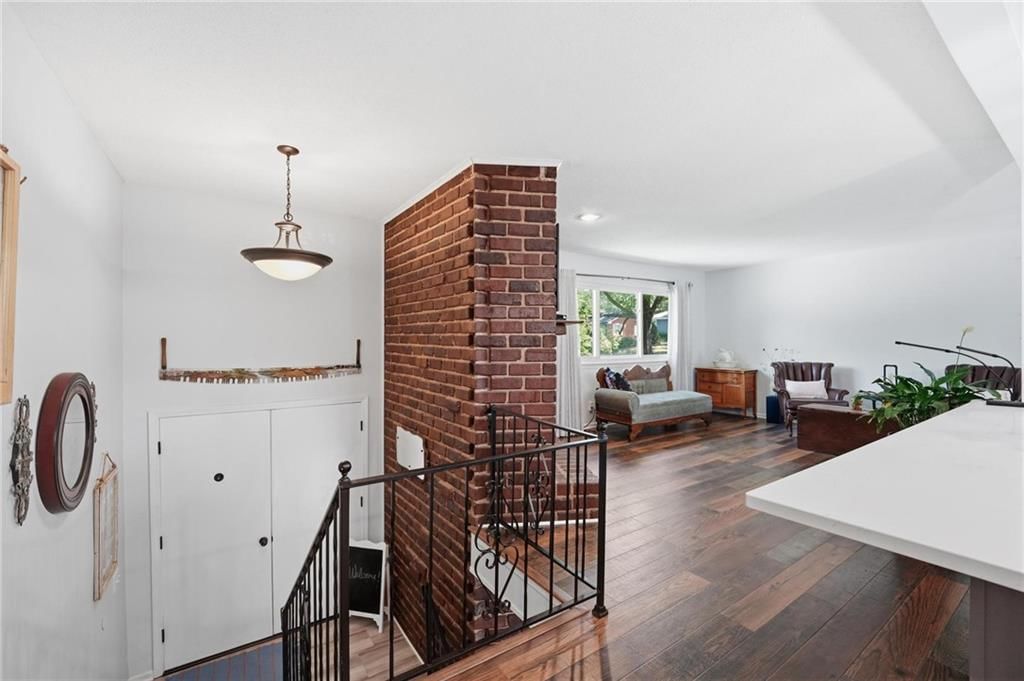10404 Wyandotte Street — photo 4