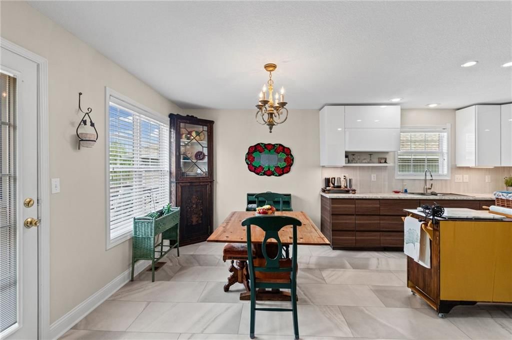 1911 Country Ridge Drive — photo 11