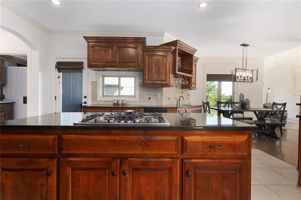 10313 N FISK Avenue — photo 27