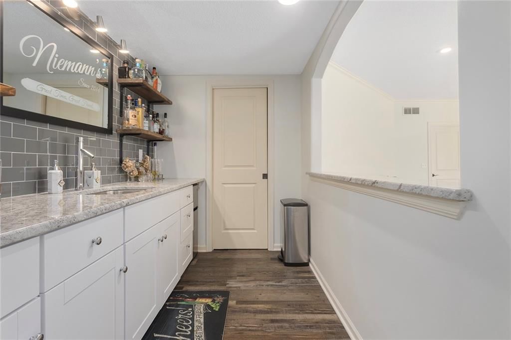10313 N FISK Avenue — photo 53