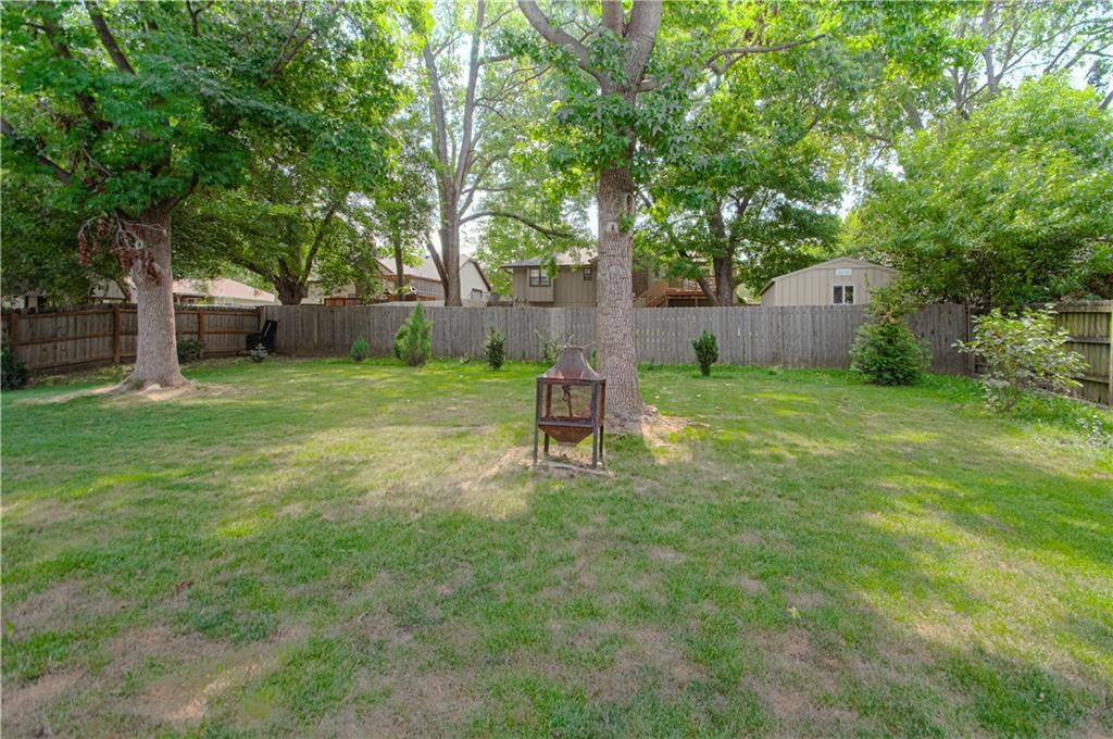 1823 N Lazy Branch Road — photo 24