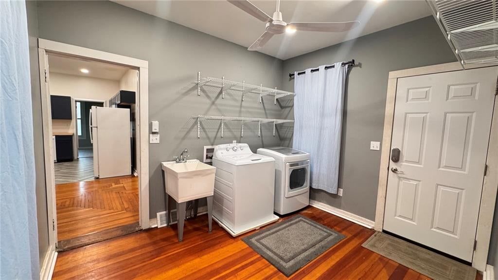 105 N Kirkwood Street — photo 16