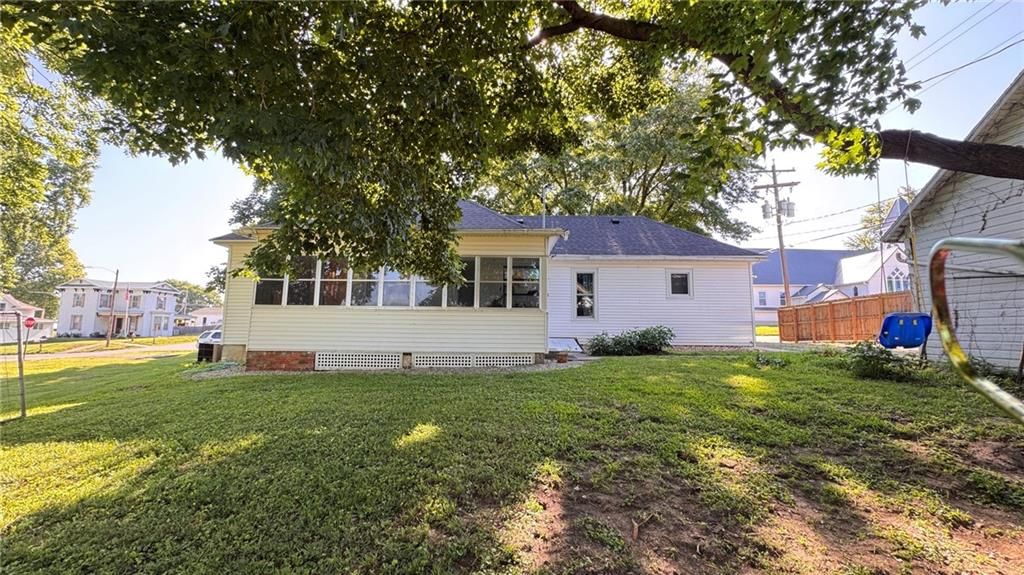 105 N Kirkwood Street — photo 18