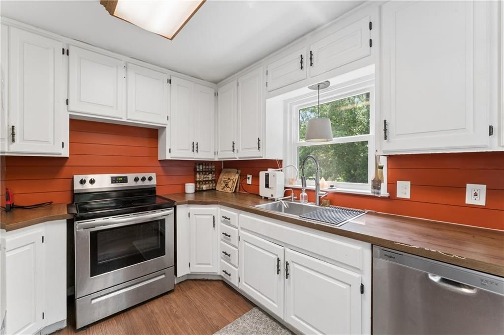 8001 Blue Ridge Boulevard — photo 10