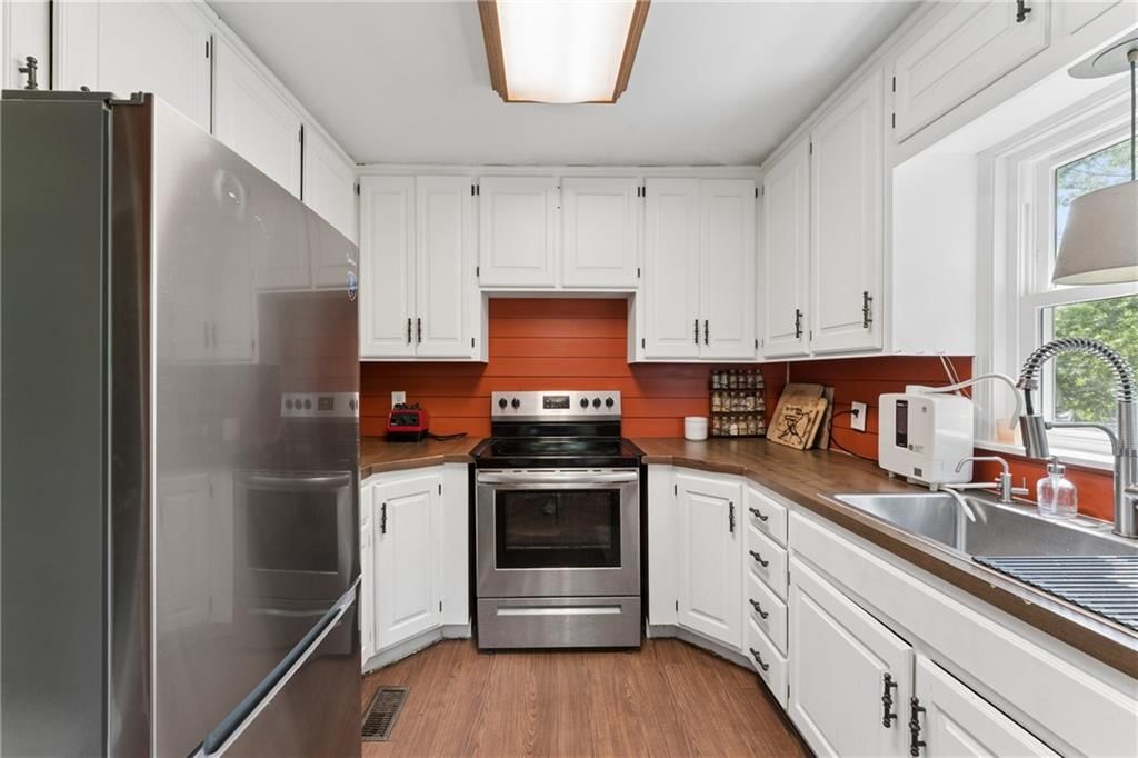 8001 Blue Ridge Boulevard — photo 14