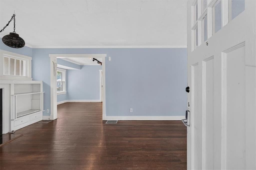 5717 Holmes Street — photo 6