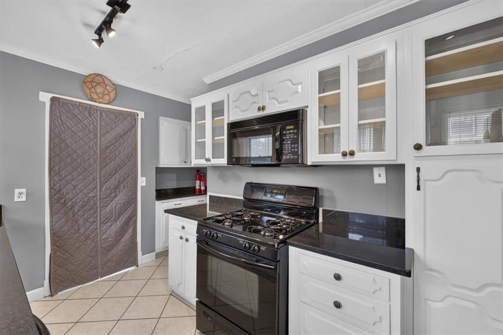 5717 Holmes Street — photo 21
